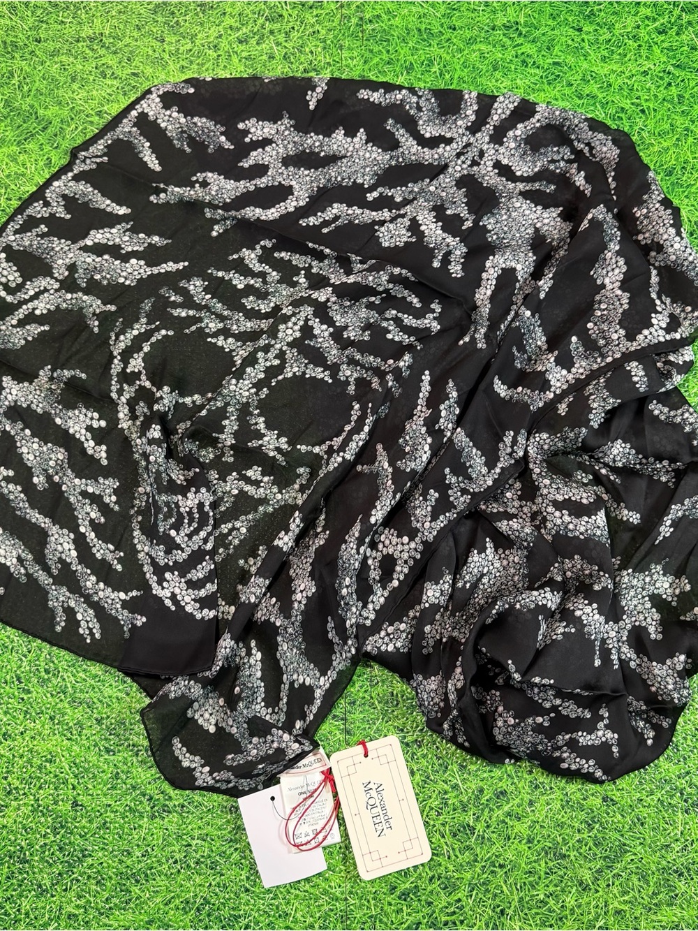 Alexander McQueen Crystal Spine Skull Silk Scarf  68x190 NWT